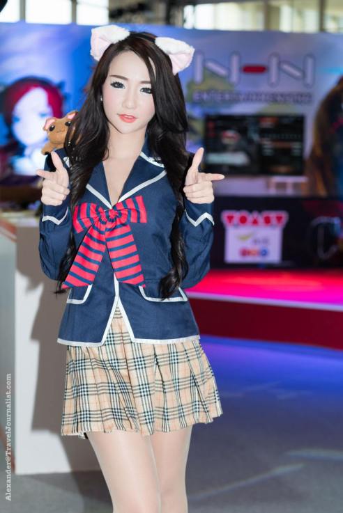 Beautiful-Thai-Girl-Mobile-Game-Show-Bangkok-2015-2
